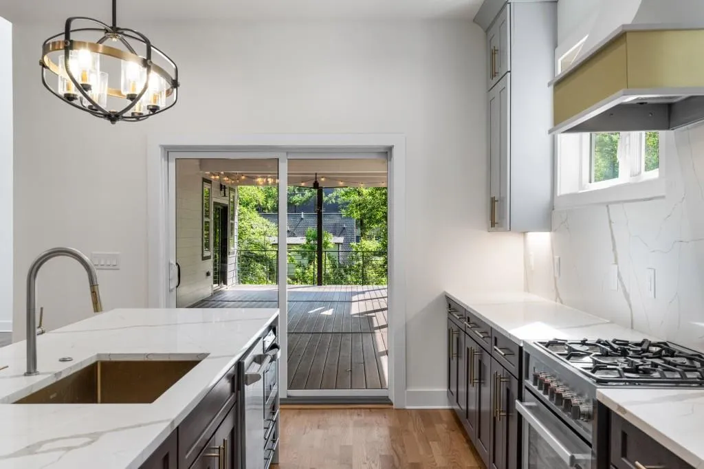 4201 Brookview Drive Se, Atlanta, Georgia 30339, 6 Bedrooms Bedrooms, ,5 BathroomsBathrooms,Residential,For Sale,4201 Brookview Drive Se,7597091