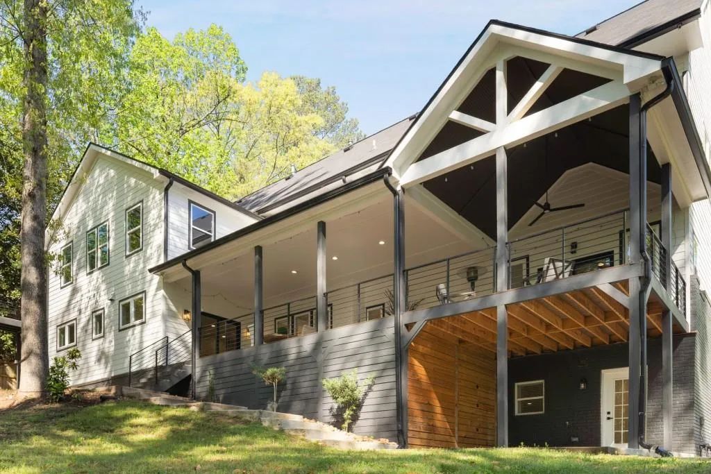 4201 Brookview Drive Se, Atlanta, Georgia 30339, 6 Bedrooms Bedrooms, ,5 BathroomsBathrooms,Residential,For Sale,4201 Brookview Drive Se,7597091