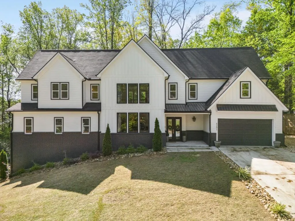 4201 Brookview Drive Se, Atlanta, Georgia 30339, 6 Bedrooms Bedrooms, ,5 BathroomsBathrooms,Residential,For Sale,4201 Brookview Drive Se,7597091