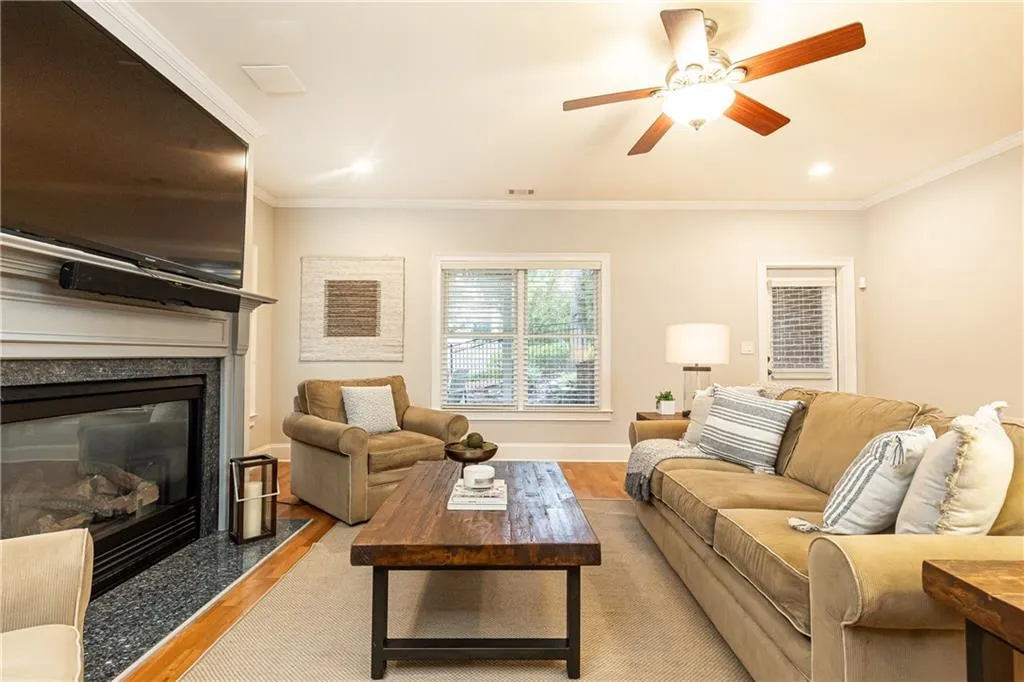 765 Glengate Place, Atlanta, Georgia 30328, 5 Bedrooms Bedrooms, ,5 BathroomsBathrooms,Residential,Sold,765 Glengate Place,7521707