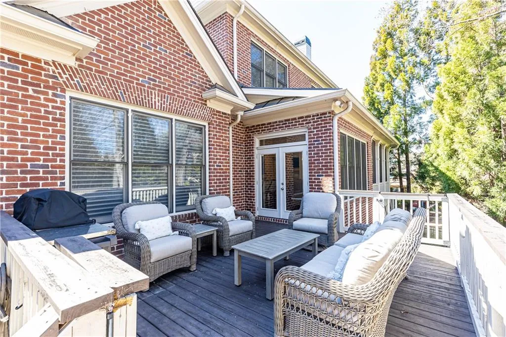 765 Glengate Place, Atlanta, Georgia 30328, 5 Bedrooms Bedrooms, ,5 BathroomsBathrooms,Residential,Sold,765 Glengate Place,7521707