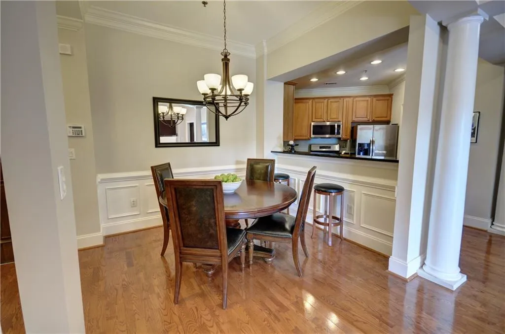 560 Dutch Valley Road Ne Unit 409, Atlanta, Georgia 30324, 2 Bedrooms Bedrooms, ,2 BathroomsBathrooms,Residential,Sold,560 Dutch Valley Road Ne Unit 409,5904568