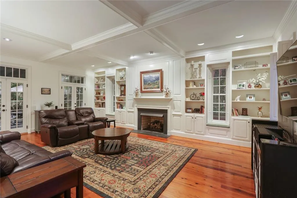 1710 Marlborough Drive, Sandy Springs, Georgia 30350, 6 Bedrooms Bedrooms, ,4 BathroomsBathrooms,Residential,Sold,1710 Marlborough Drive,6807411