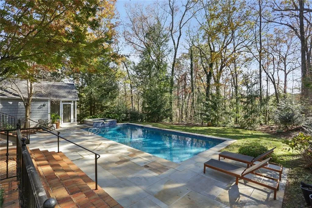 1710 Marlborough Drive, Sandy Springs, Georgia 30350, 6 Bedrooms Bedrooms, ,4 BathroomsBathrooms,Residential,Sold,1710 Marlborough Drive,6807411