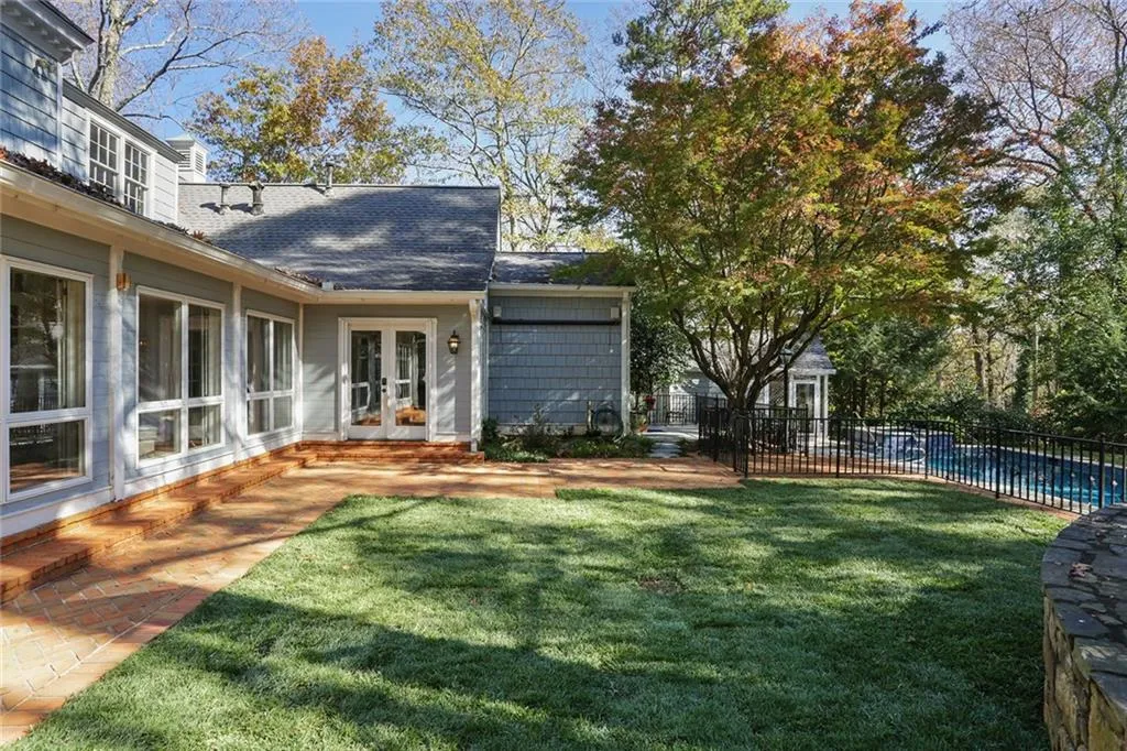 1710 Marlborough Drive, Sandy Springs, Georgia 30350, 6 Bedrooms Bedrooms, ,4 BathroomsBathrooms,Residential,Sold,1710 Marlborough Drive,6807411