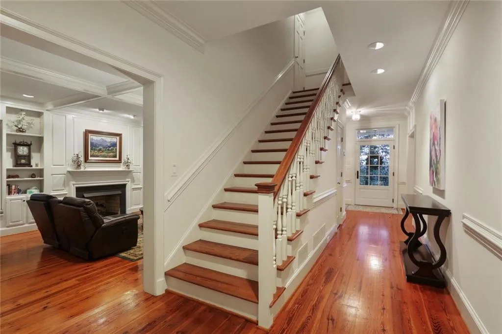 1710 Marlborough Drive, Sandy Springs, Georgia 30350, 6 Bedrooms Bedrooms, ,4 BathroomsBathrooms,Residential,Sold,1710 Marlborough Drive,6807411