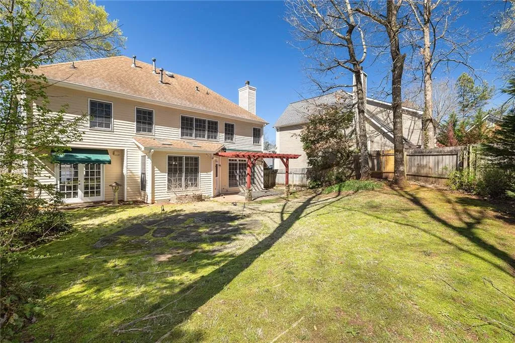 248 Spalding Gates Drive, Sandy Springs, Georgia 30328, 3 Bedrooms Bedrooms, ,2 BathroomsBathrooms,Residential,Sold,248 Spalding Gates Drive,7184942