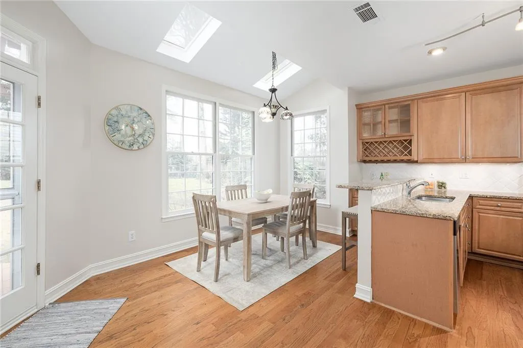 248 Spalding Gates Drive, Sandy Springs, Georgia 30328, 3 Bedrooms Bedrooms, ,2 BathroomsBathrooms,Residential,Sold,248 Spalding Gates Drive,7184942