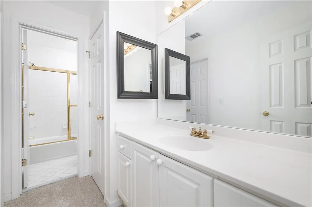 248 Spalding Gates Drive, Sandy Springs, Georgia 30328, 3 Bedrooms Bedrooms, ,2 BathroomsBathrooms,Residential,Sold,248 Spalding Gates Drive,7184942