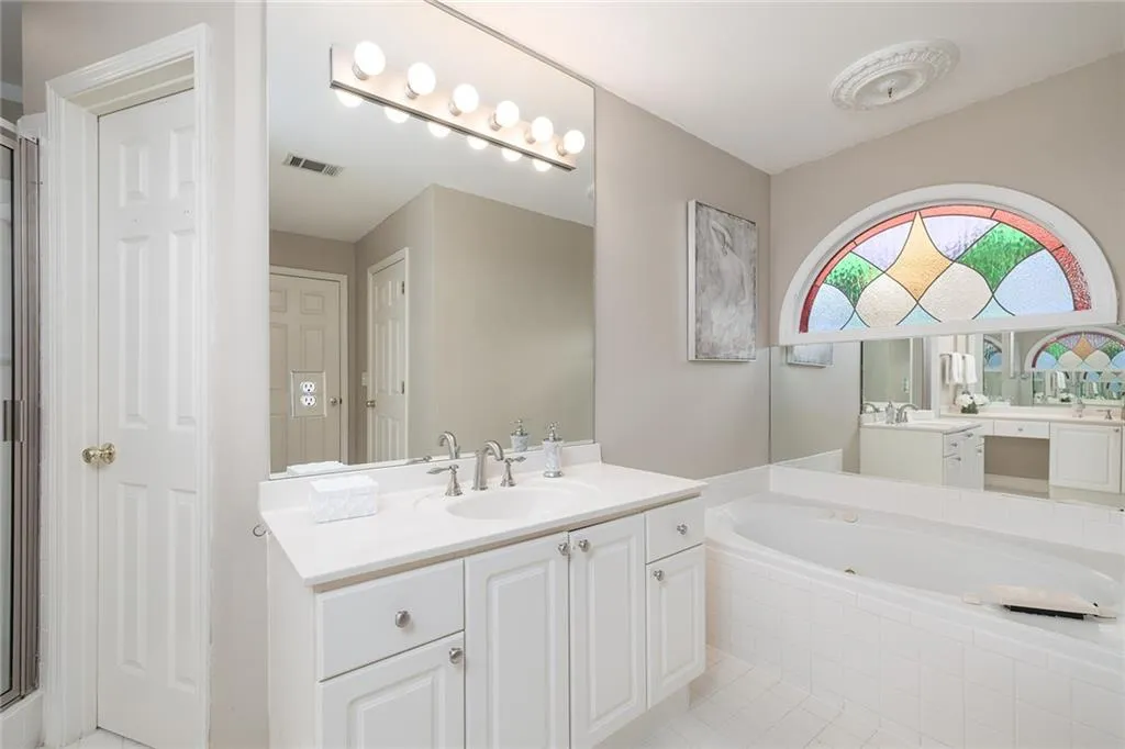 248 Spalding Gates Drive, Sandy Springs, Georgia 30328, 3 Bedrooms Bedrooms, ,2 BathroomsBathrooms,Residential,Sold,248 Spalding Gates Drive,7184942