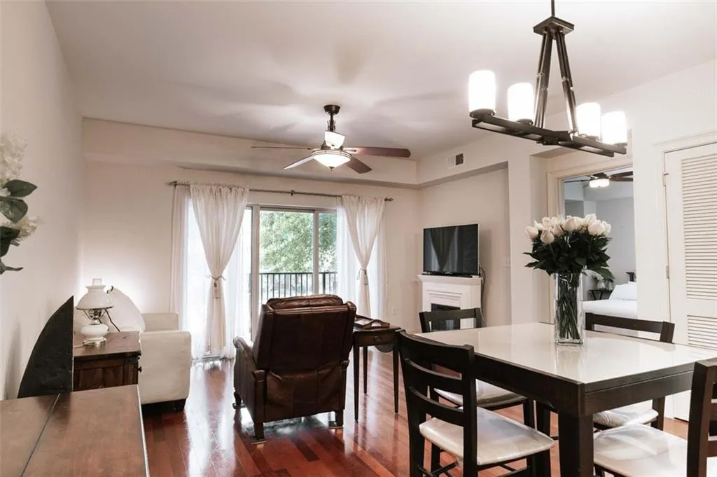 200 River Vista Drive Unit 304, Atlanta, Georgia 30339, 1 Bedroom Bedrooms, ,1 BathroomBathrooms,Residential,Sold,200 River Vista Drive Unit 304,6912865