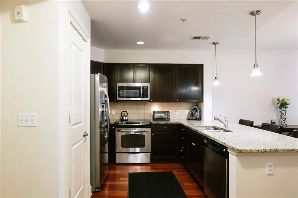 200 River Vista Drive Unit 304, Atlanta, Georgia 30339, 1 Bedroom Bedrooms, ,1 BathroomBathrooms,Residential,Sold,200 River Vista Drive Unit 304,6912865 200 River Vista Drive Unit 304, Atlanta, Georgia 30339, 1 Bedroom Bedrooms, ,1 BathroomBathrooms,Residential,Sold,200 River Vista Drive Unit 304,6912865