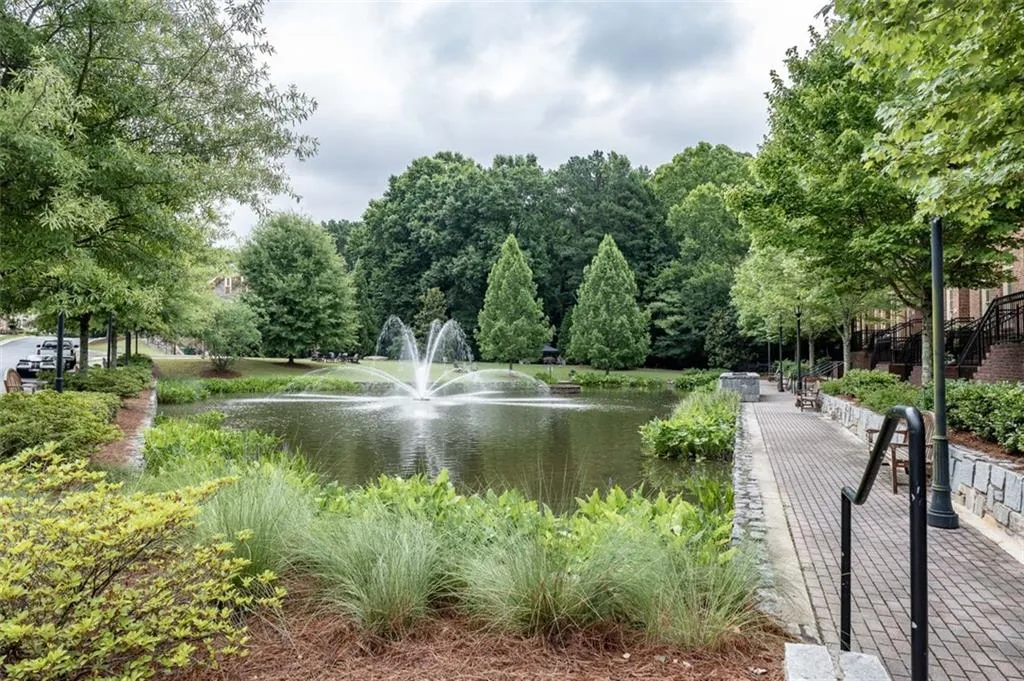 200 River Vista Drive Unit 304, Atlanta, Georgia 30339, 1 Bedroom Bedrooms, ,1 BathroomBathrooms,Residential,Sold,200 River Vista Drive Unit 304,6912865