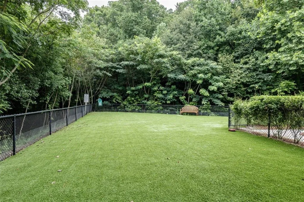 200 River Vista Drive Unit 304, Atlanta, Georgia 30339, 1 Bedroom Bedrooms, ,1 BathroomBathrooms,Residential,Sold,200 River Vista Drive Unit 304,6912865