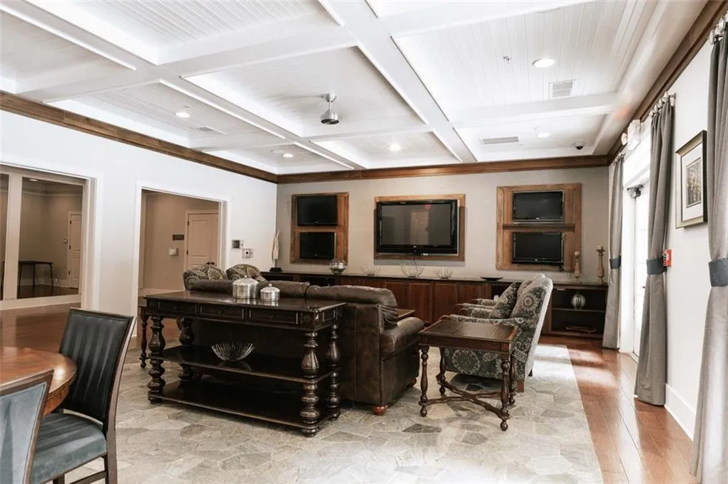 200 River Vista Drive Unit 304, Atlanta, Georgia 30339, 1 Bedroom Bedrooms, ,1 BathroomBathrooms,Residential,Sold,200 River Vista Drive Unit 304,6912865