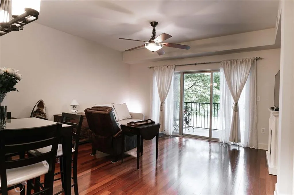 200 River Vista Drive Unit 304, Atlanta, Georgia 30339, 1 Bedroom Bedrooms, ,1 BathroomBathrooms,Residential,Sold,200 River Vista Drive Unit 304,6912865