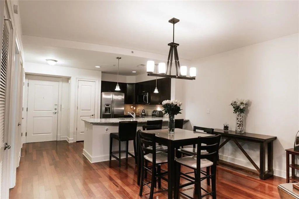 200 River Vista Drive Unit 304, Atlanta, Georgia 30339, 1 Bedroom Bedrooms, ,1 BathroomBathrooms,Residential,Sold,200 River Vista Drive Unit 304,6912865