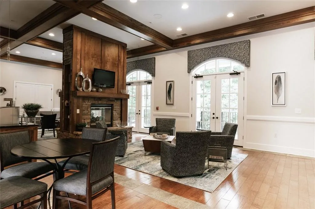 200 River Vista Drive Unit 304, Atlanta, Georgia 30339, 1 Bedroom Bedrooms, ,1 BathroomBathrooms,Residential,Sold,200 River Vista Drive Unit 304,6912865