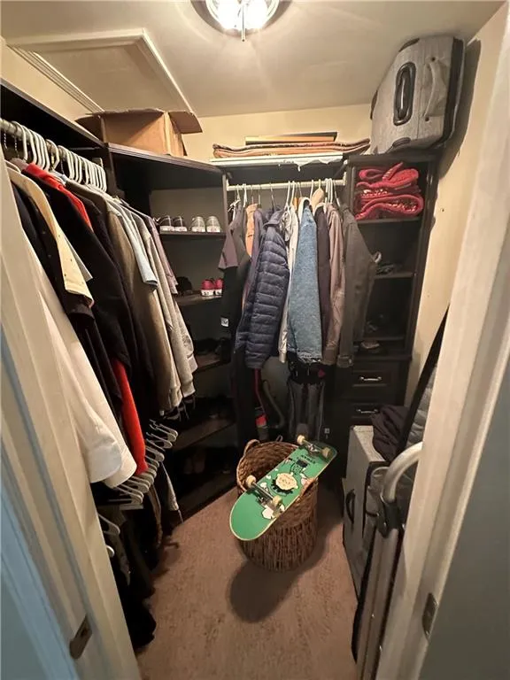 6980 Roswell Road Unit L6, Sandy Springs, Georgia 30328, 1 Bedroom Bedrooms, ,1 BathroomBathrooms,Residential,Sold,6980 Roswell Road Unit L6,7229234