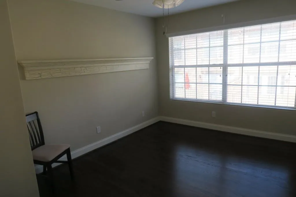 6980 Roswell Road Unit F8, Sandy Springs, Georgia 30328, 3 Bedrooms Bedrooms, ,2 BathroomsBathrooms,Residential,Sold,6980 Roswell Road Unit F8,5931685