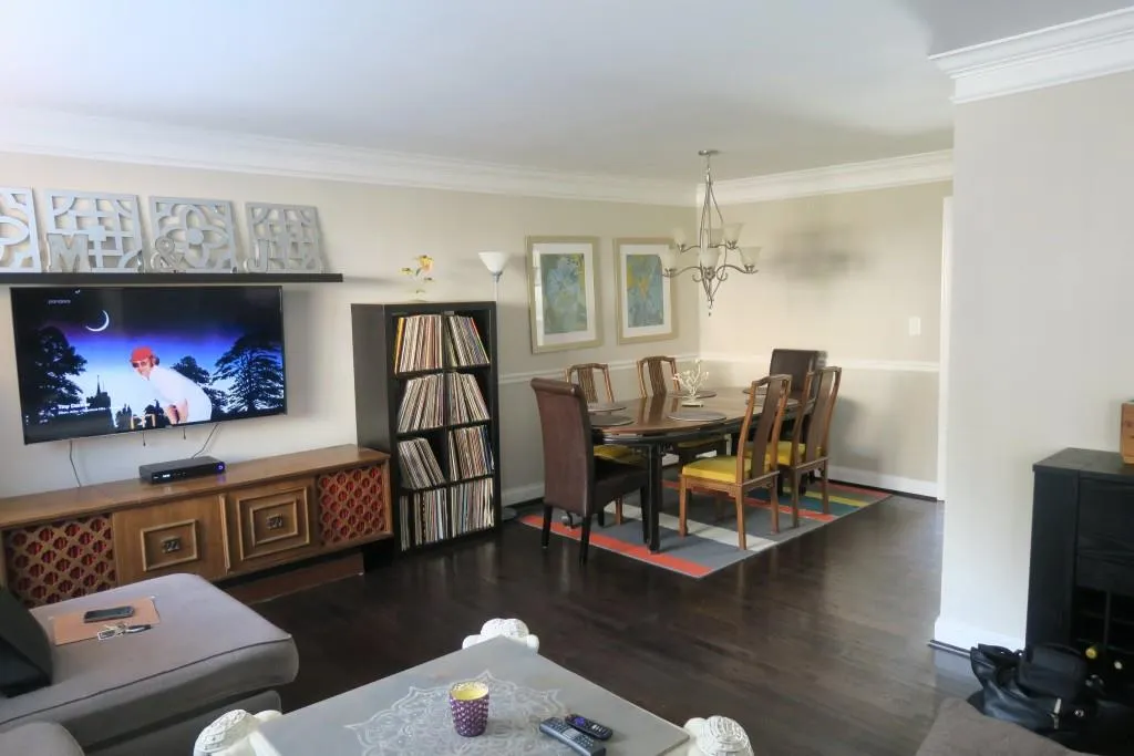 6980 Roswell Road Unit F8, Sandy Springs, Georgia 30328, 3 Bedrooms Bedrooms, ,2 BathroomsBathrooms,Residential,Sold,6980 Roswell Road Unit F8,5931685