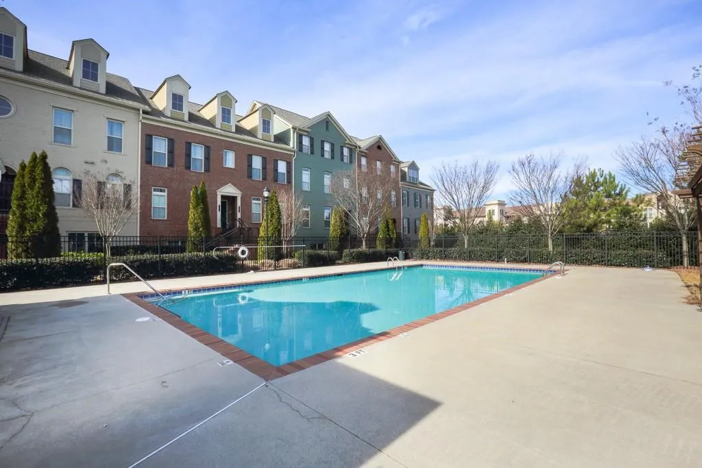 869 Perennial Drive, Atlanta, Georgia 30328, 2 Bedrooms Bedrooms, ,2 BathroomsBathrooms,Residential,Sold,869 Perennial Drive,6507095