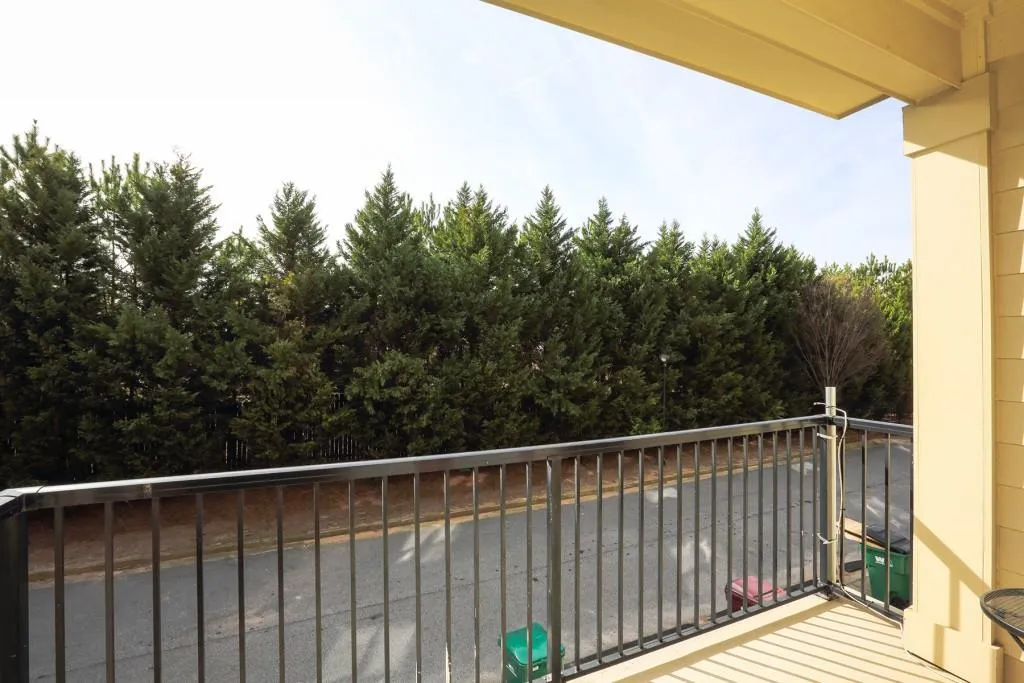 869 Perennial Drive, Atlanta, Georgia 30328, 2 Bedrooms Bedrooms, ,2 BathroomsBathrooms,Residential,Sold,869 Perennial Drive,6507095