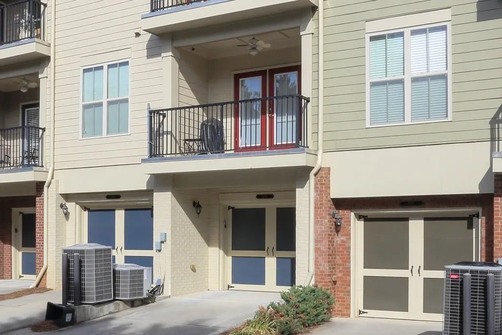 869 Perennial Drive, Atlanta, Georgia 30328, 2 Bedrooms Bedrooms, ,2 BathroomsBathrooms,Residential,Sold,869 Perennial Drive,6507095