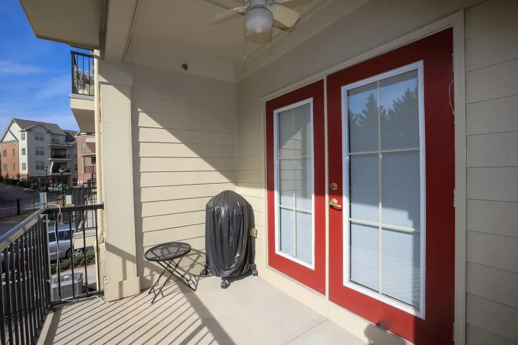 869 Perennial Drive, Atlanta, Georgia 30328, 2 Bedrooms Bedrooms, ,2 BathroomsBathrooms,Residential,Sold,869 Perennial Drive,6507095