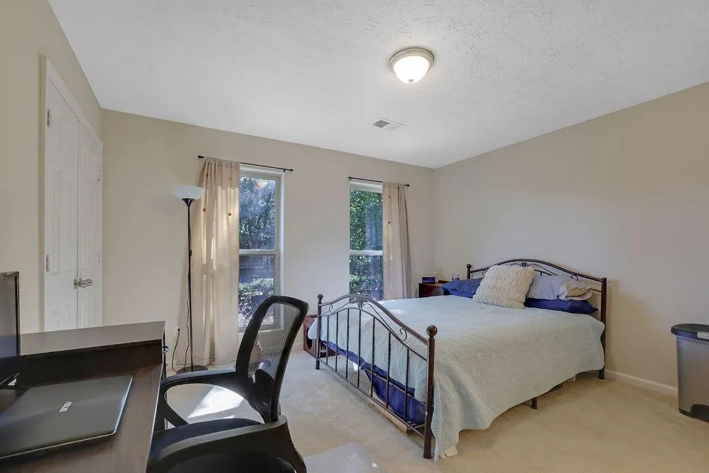 175 N River Drive Unit A, Sandy Springs, Georgia 30350, 2 Bedrooms Bedrooms, ,2 BathroomsBathrooms,Residential,Sold,175 N River Drive Unit A,7447642