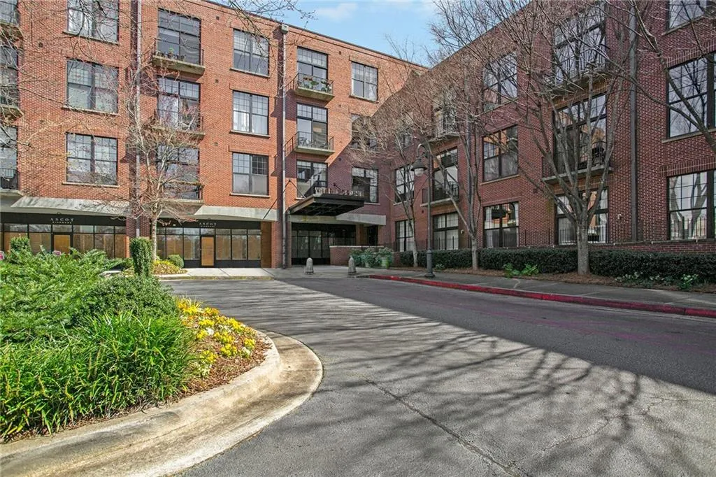 6105 Blue Stone Road Ne Unit 306, Atlanta, Georgia 30328, 2 Bedrooms Bedrooms, ,2 BathroomsBathrooms,Residential,Sold,6105 Blue Stone Road Ne Unit 306,7012973