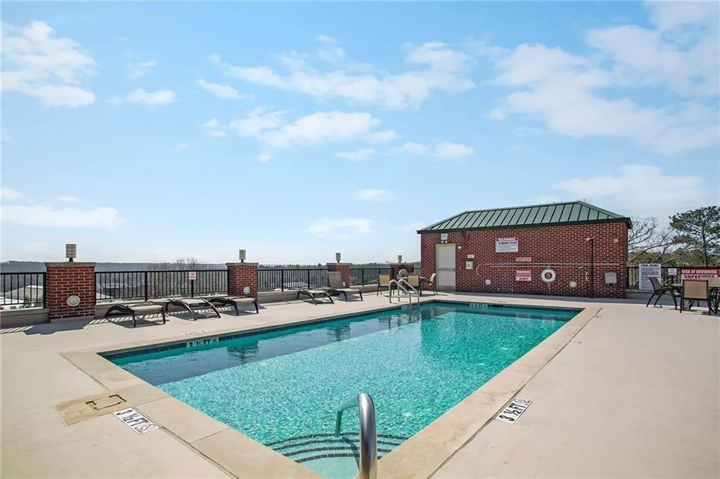 6105 Blue Stone Road Ne Unit 306, Atlanta, Georgia 30328, 2 Bedrooms Bedrooms, ,2 BathroomsBathrooms,Residential,Sold,6105 Blue Stone Road Ne Unit 306,7012973