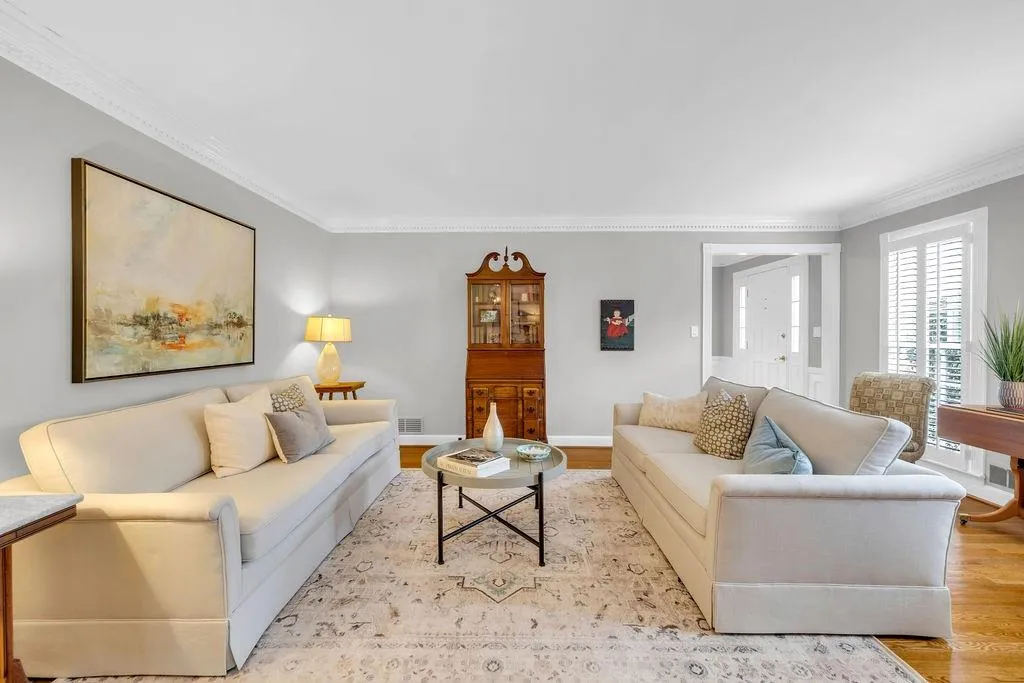 7650 Ryefield Drive, Sandy Springs, Georgia 30350, 5 Bedrooms Bedrooms, ,3 BathroomsBathrooms,Residential,For Sale,7650 Ryefield Drive,7743359