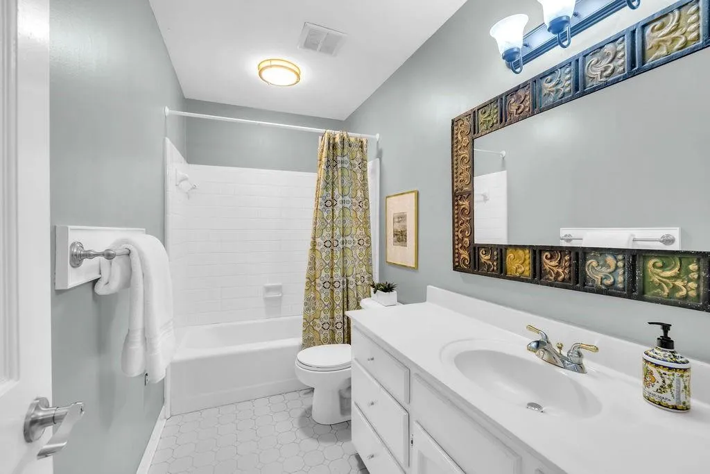 7650 Ryefield Drive, Sandy Springs, Georgia 30350, 5 Bedrooms Bedrooms, ,3 BathroomsBathrooms,Residential,For Sale,7650 Ryefield Drive,7743359