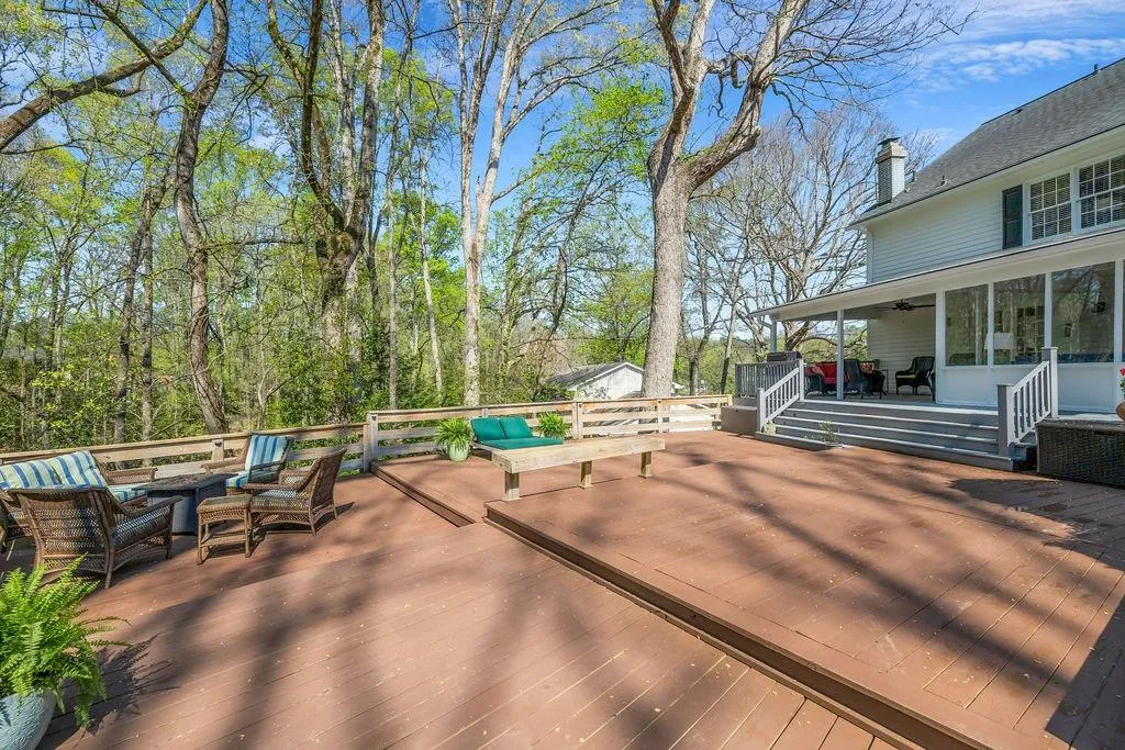 7650 Ryefield Drive, Sandy Springs, Georgia 30350, 5 Bedrooms Bedrooms, ,3 BathroomsBathrooms,Residential,For Sale,7650 Ryefield Drive,7743359