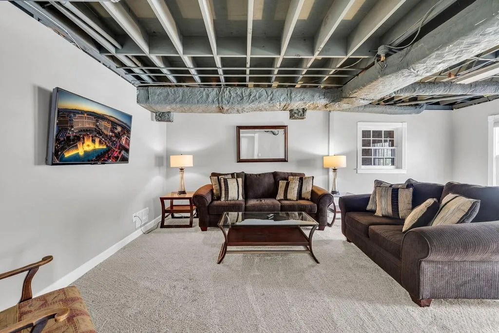 7650 Ryefield Drive, Sandy Springs, Georgia 30350, 5 Bedrooms Bedrooms, ,3 BathroomsBathrooms,Residential,For Sale,7650 Ryefield Drive,7743359