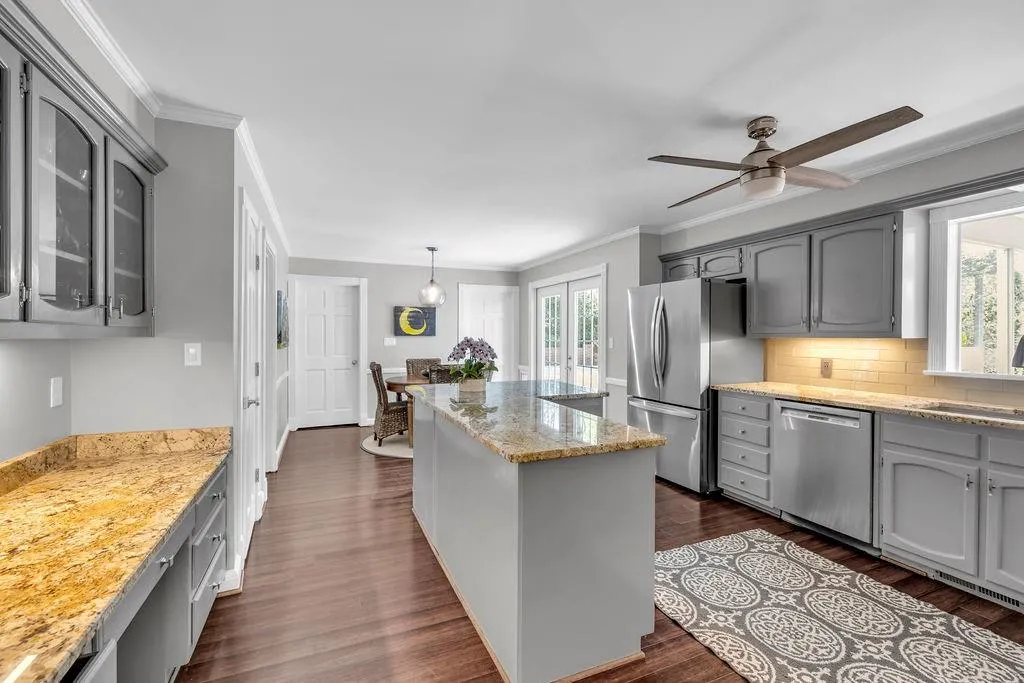 7650 Ryefield Drive, Sandy Springs, Georgia 30350, 5 Bedrooms Bedrooms, ,3 BathroomsBathrooms,Residential,For Sale,7650 Ryefield Drive,7743359