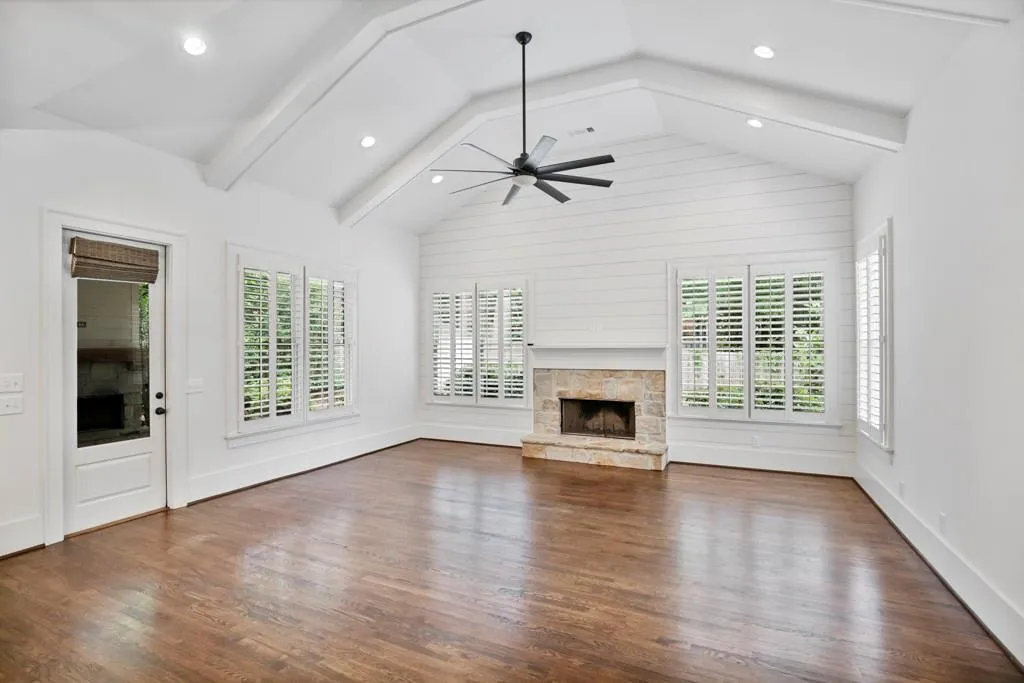 4540 Jolyn Place, Sandy Springs, Georgia 30342, 5 Bedrooms Bedrooms, ,3 BathroomsBathrooms,Residential,Sold,4540 Jolyn Place,7220389