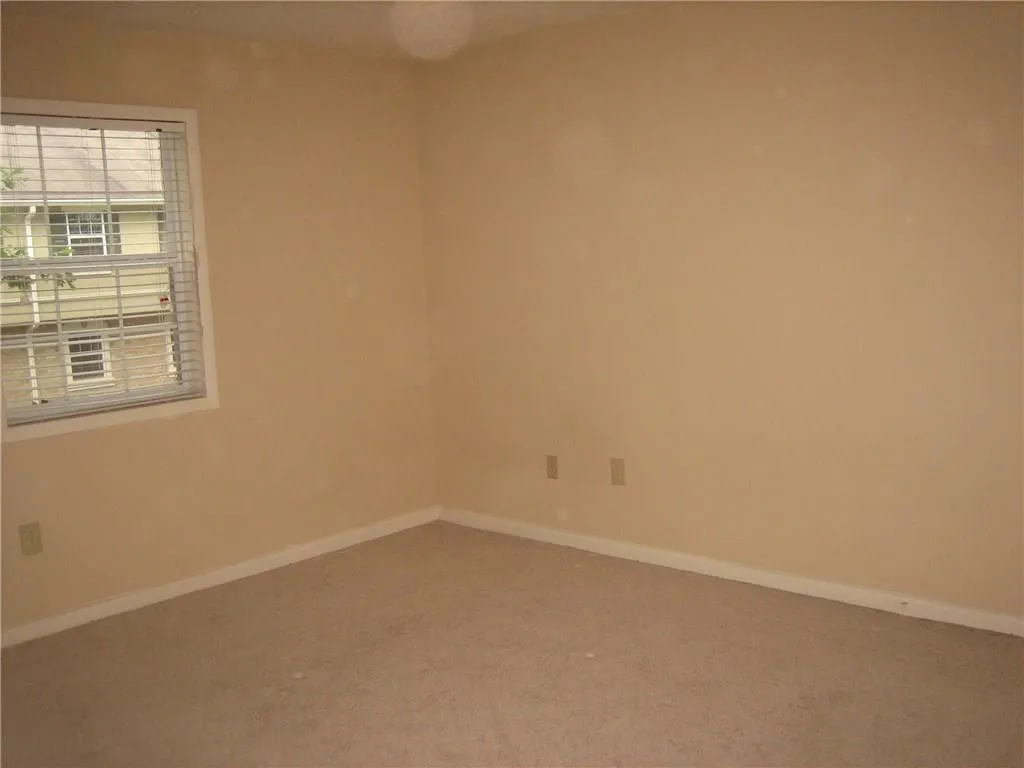 6900 Roswell Road Nw Unit Q18, Atlanta, Georgia 30328, 2 Bedrooms Bedrooms, ,2 BathroomsBathrooms,Residential,Sold,6900 Roswell Road Nw Unit Q18,5820651