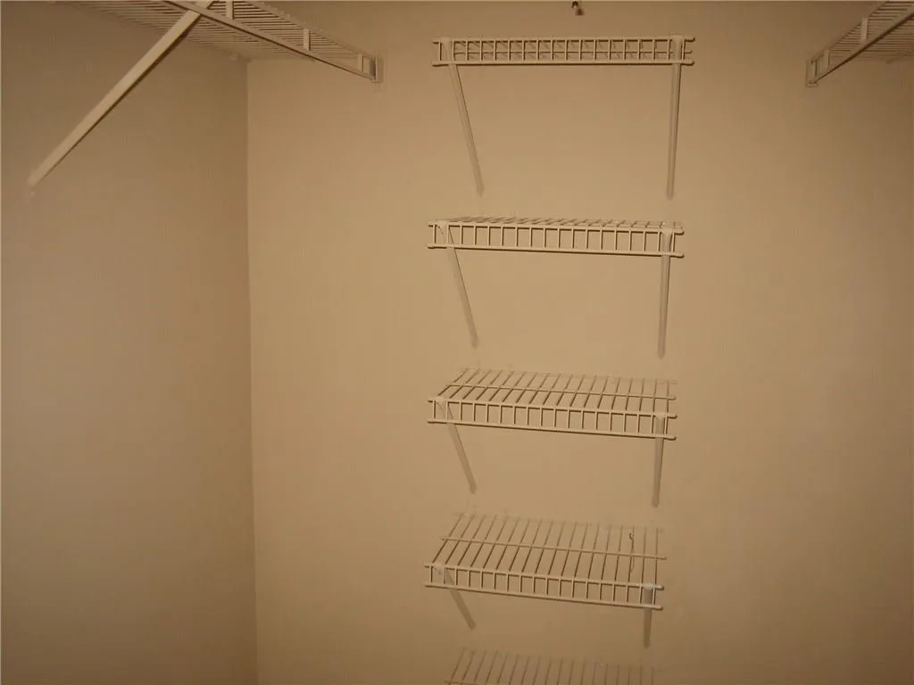 6900 Roswell Road Nw Unit Q18, Atlanta, Georgia 30328, 2 Bedrooms Bedrooms, ,2 BathroomsBathrooms,Residential,Sold,6900 Roswell Road Nw Unit Q18,5820651