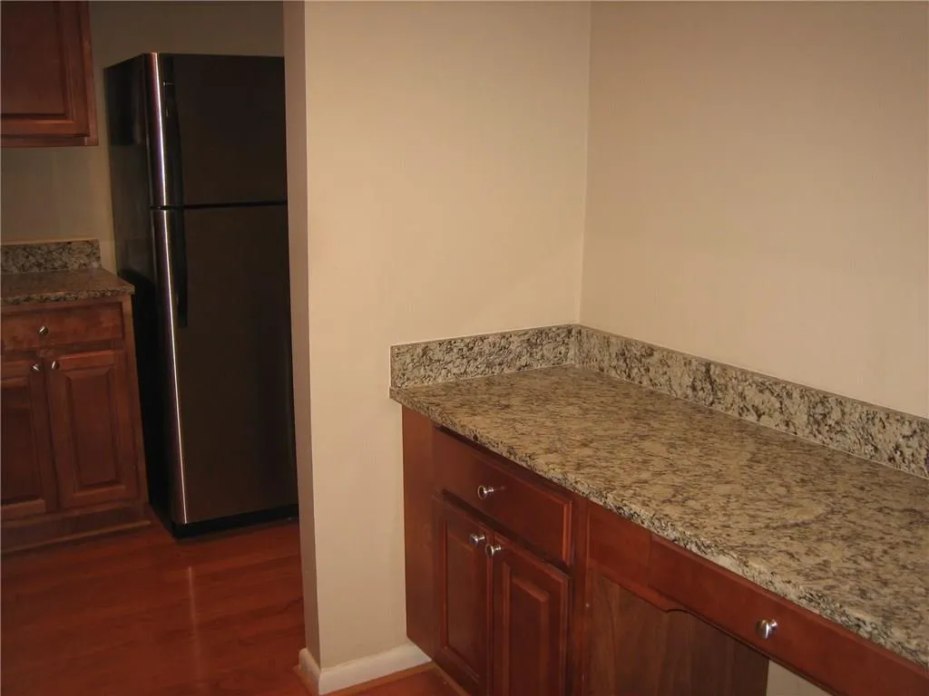 6900 Roswell Road Nw Unit Q18, Atlanta, Georgia 30328, 2 Bedrooms Bedrooms, ,2 BathroomsBathrooms,Residential,Sold,6900 Roswell Road Nw Unit Q18,5820651