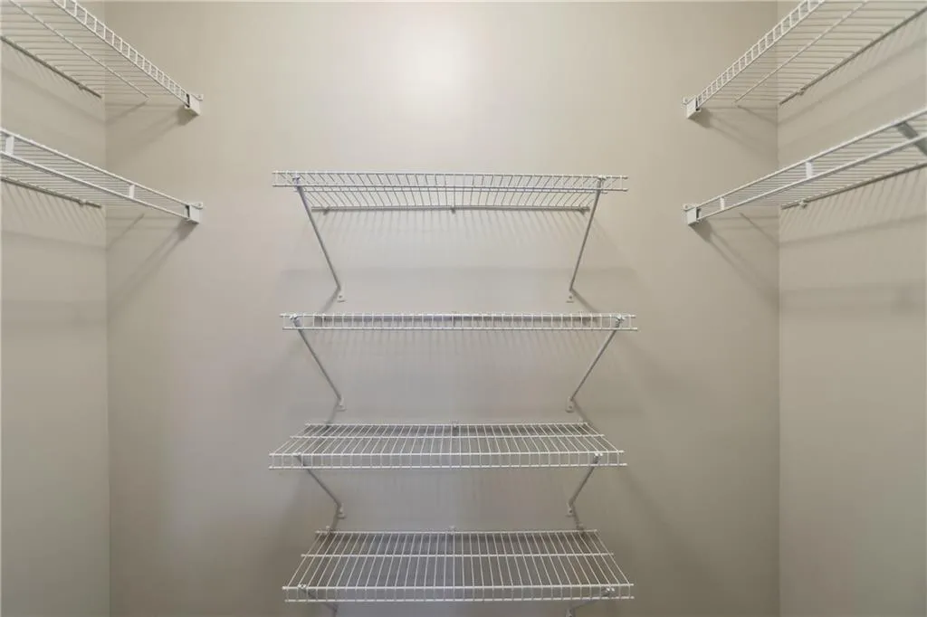 1250 Parkwood Circle Se Unit 2201, Atlanta, Georgia 30339, 2 Bedrooms Bedrooms, ,2 BathroomsBathrooms,Residential,For Sale,1250 Parkwood Circle Se Unit 2201,7556000