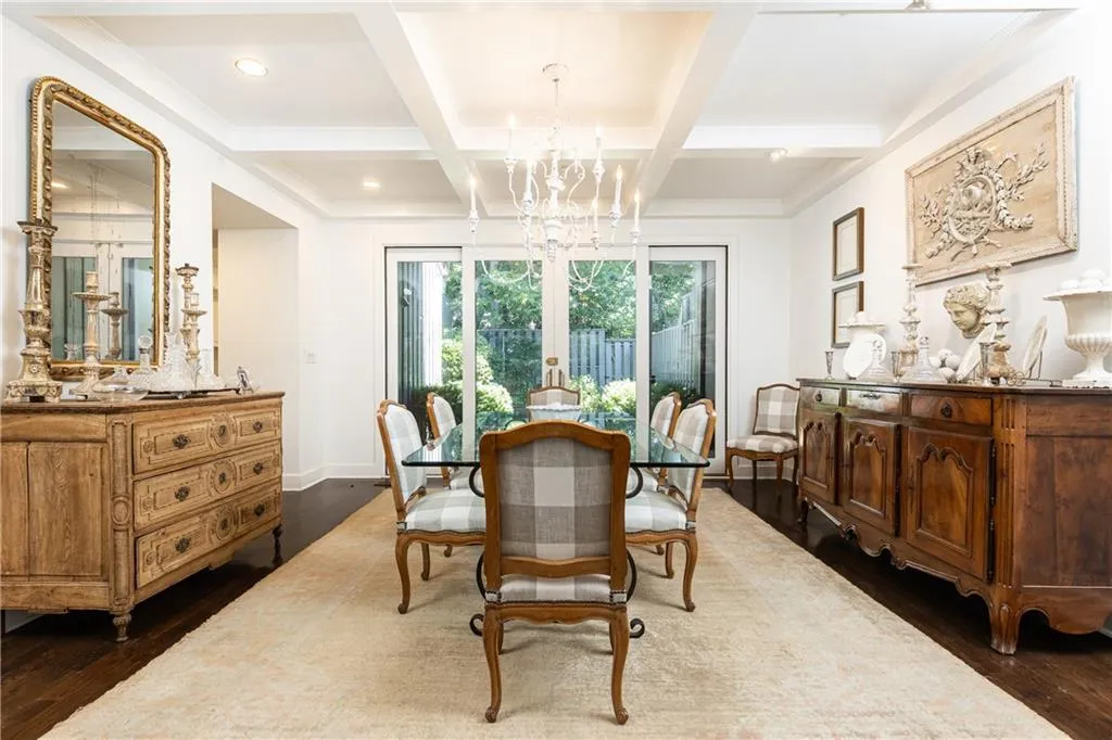 716 Mill Walk, Atlanta, Georgia 30327, 3 Bedrooms Bedrooms, ,3 BathroomsBathrooms,Residential,For Sale,716 Mill Walk,7649675