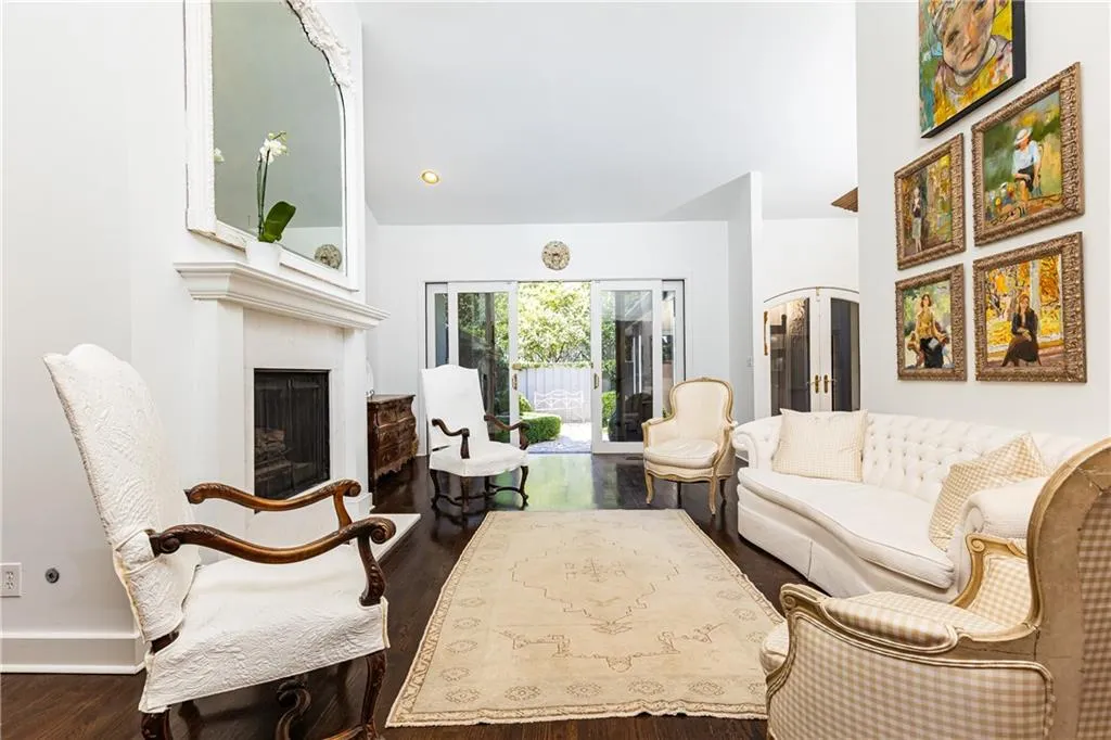 716 Mill Walk, Atlanta, Georgia 30327, 3 Bedrooms Bedrooms, ,3 BathroomsBathrooms,Residential,For Sale,716 Mill Walk,7649675