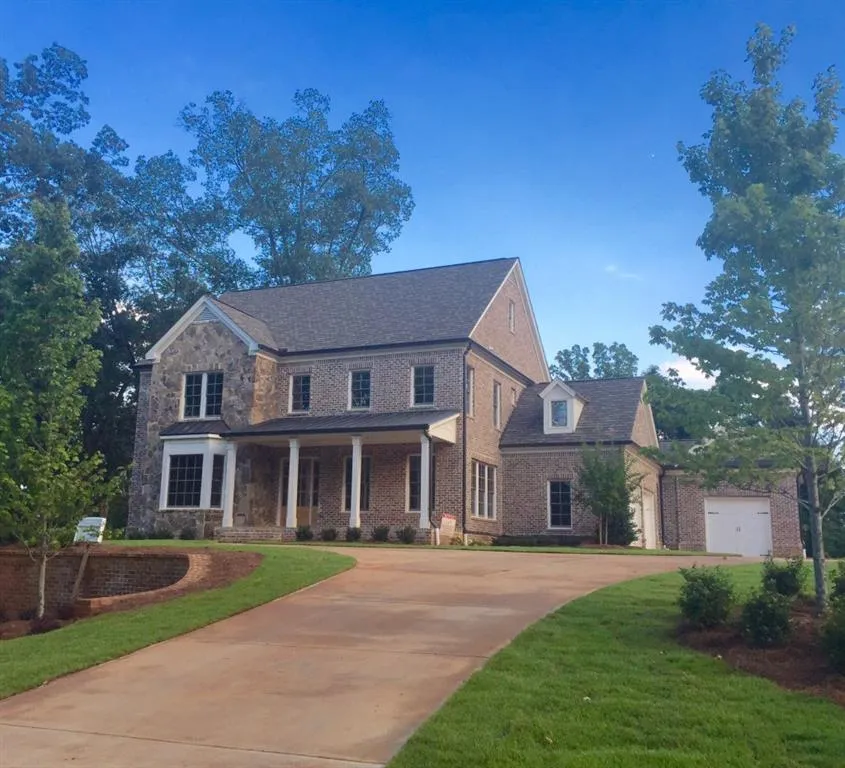 855 Loridans Drive, Atlanta, Georgia 30342, 5 Bedrooms Bedrooms, ,5 BathroomsBathrooms,Residential,Sold,855 Loridans Drive,5890458