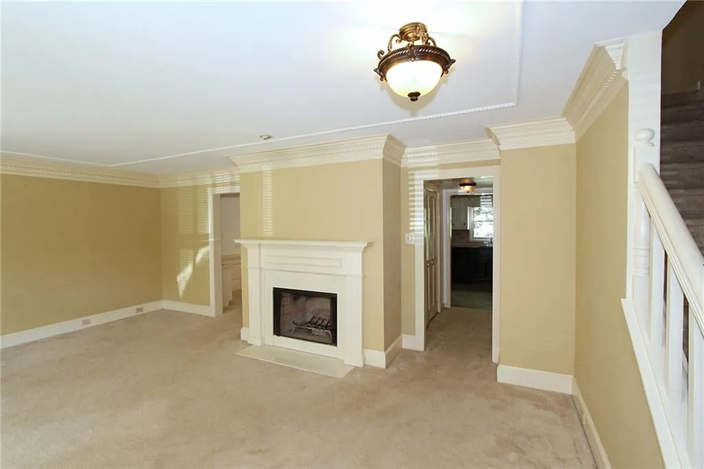 230 Towergate Place, Sandy Springs, Georgia 30350, 3 Bedrooms Bedrooms, ,2 BathroomsBathrooms,Residential,Sold,230 Towergate Place,5712159