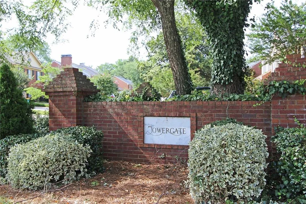 230 Towergate Place, Sandy Springs, Georgia 30350, 3 Bedrooms Bedrooms, ,2 BathroomsBathrooms,Residential,Sold,230 Towergate Place,5712159