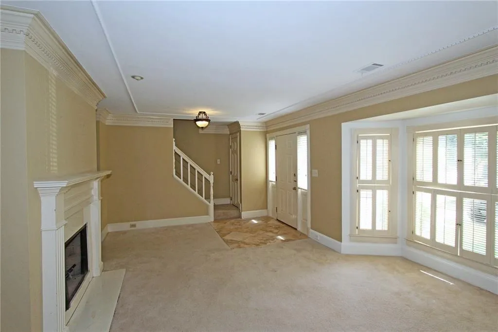 230 Towergate Place, Sandy Springs, Georgia 30350, 3 Bedrooms Bedrooms, ,2 BathroomsBathrooms,Residential,Sold,230 Towergate Place,5712159