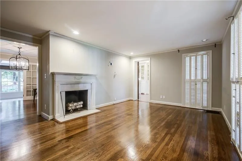 1857 Walthall Drive Nw, Atlanta, Georgia 30318, 3 Bedrooms Bedrooms, ,2 BathroomsBathrooms,Residential,Sold,1857 Walthall Drive Nw,6075140