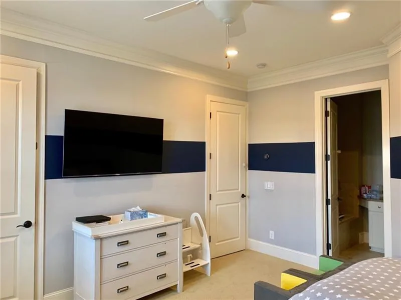 6060 City Walk Lane Unit 402, Sandy Springs, Georgia 30328, 3 Bedrooms Bedrooms, ,3 BathroomsBathrooms,Residential,Sold,6060 City Walk Lane Unit 402,6673587